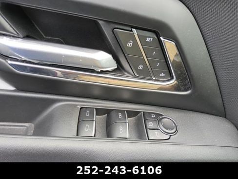 Used 2025 Chevrolet Silverado EV RST AWD/4WD image 15