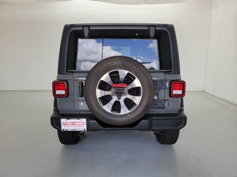 Used 2019 Jeep Wrangler Unlimited Sport S AWD/4WD image 6