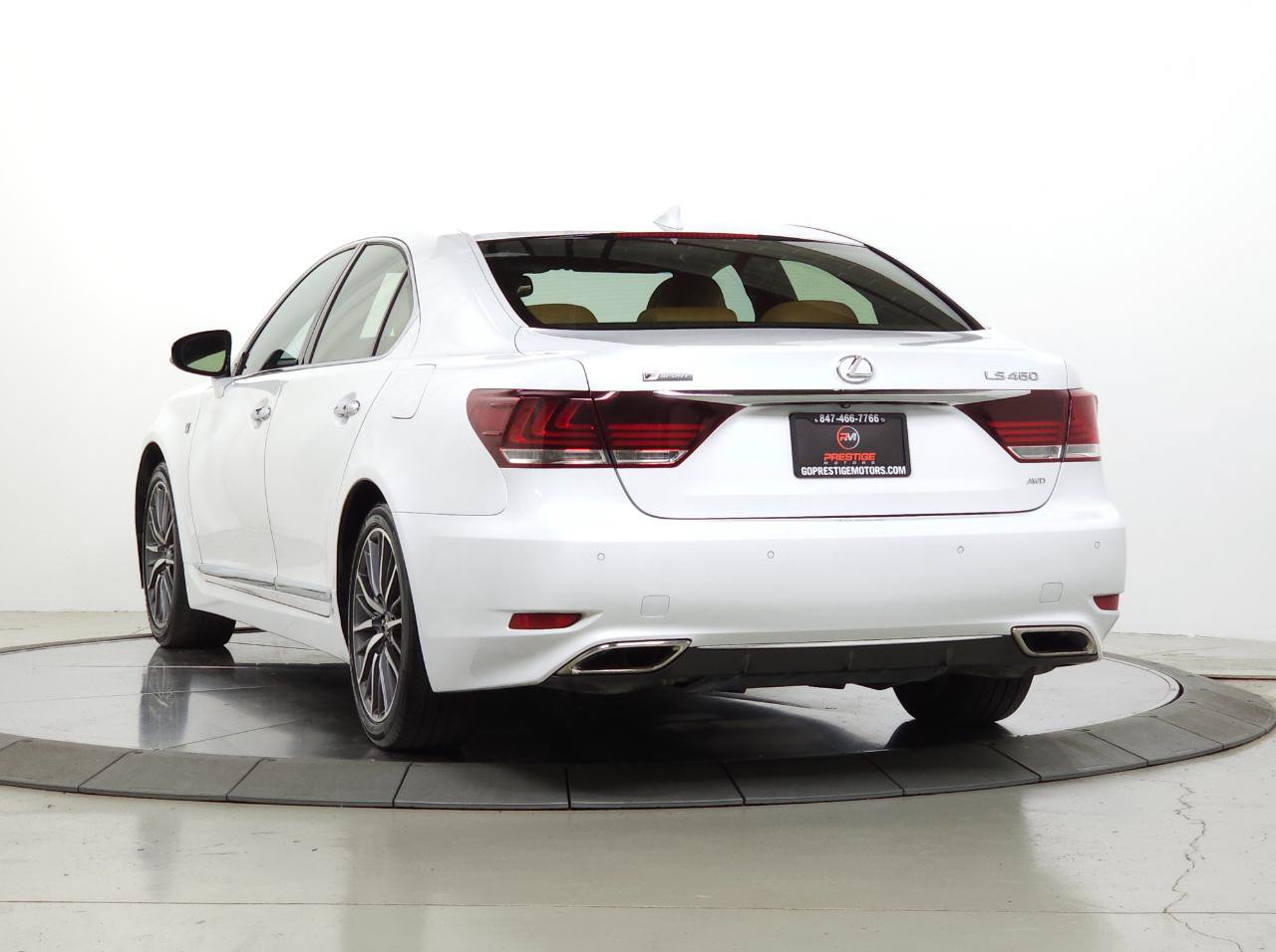 Used 2015 Lexus LS 460 AWD w/ F Sport Package image 5