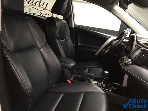 Used 2016 Toyota RAV4 Limited AWD/4WD image 31