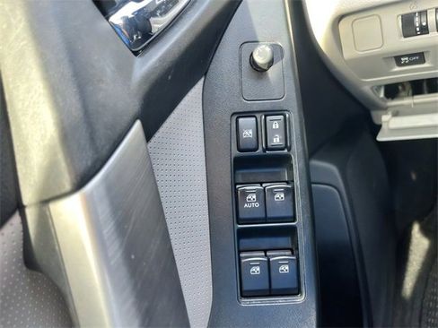 Used 2016 Subaru Forester 2.5i Limited w/ Popular Package #2 image 24