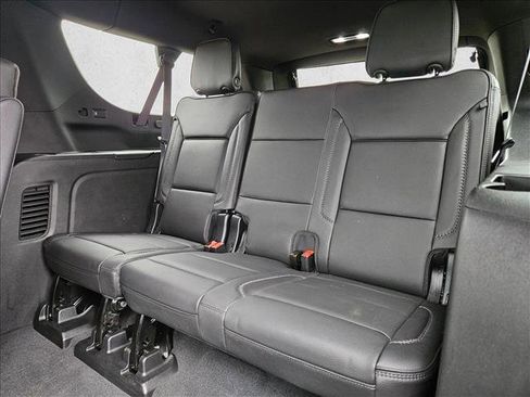Used 2024 GMC Yukon XL Denali w/ Advanced Technology Package image 22