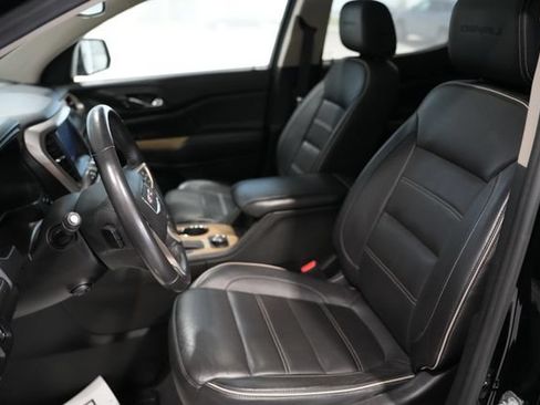 Used 2017 GMC Acadia Denali w/ Technology Package AWD/4WD image 12