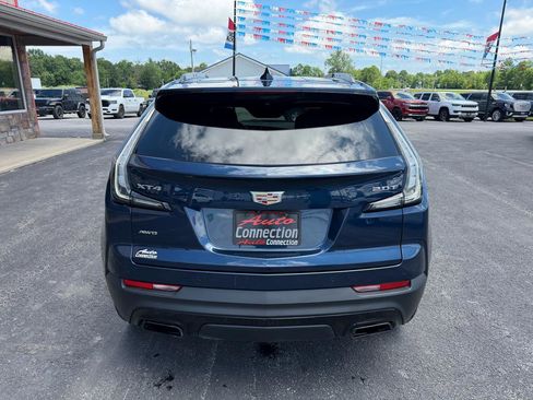 Used 2019 Cadillac XT4 Sport w/ Cold Weather Package AWD/4WD image 5