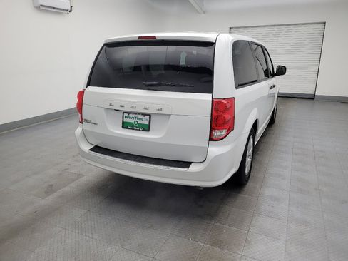 Used 2019 Dodge Grand Caravan SE image 7