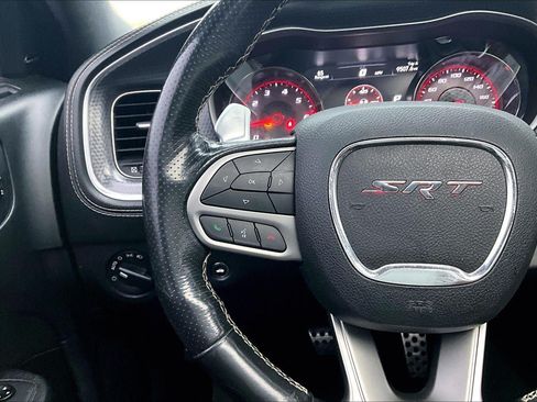 Used 2020 Dodge Charger SRT Hellcat w/ Harman/Kardon Audio Group RWD image 11