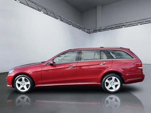 Used 2014 Mercedes-Benz E 350 4MATIC Wagon image 2