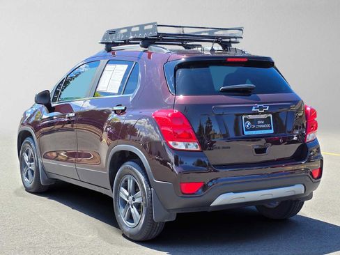 Used 2020 Chevrolet Trax LT w/ Driver Confidence Package AWD/4WD image 5