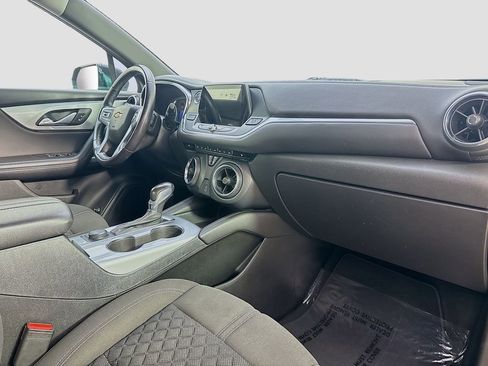 Used 2020 Chevrolet Blazer LT AWD/4WD image 34