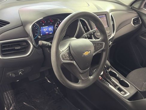 Used 2022 Chevrolet Equinox LT FWD image 11