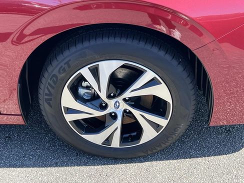 Used 2025 Subaru Legacy Premium image 12