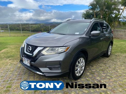 Used 2017 Nissan Rogue S w/ S Appearance Package FWD image 21
