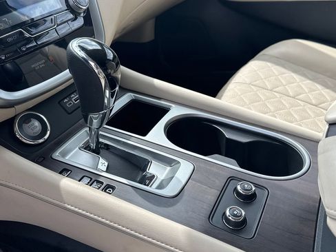 Used 2020 Nissan Murano Platinum w/ Cargo Package image 25