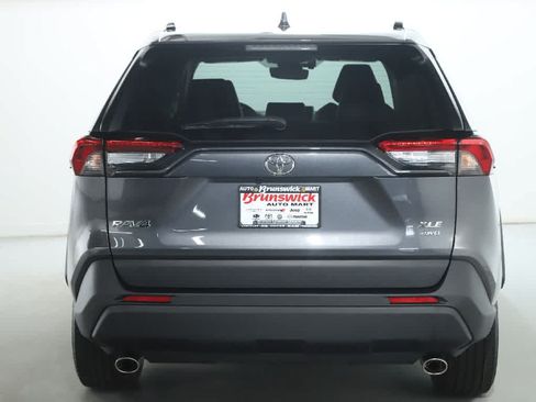 Certified 2023 Toyota RAV4 XLE Premium AWD/4WD image 44