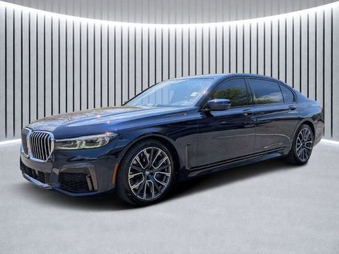 Used 2022 BMW 750i xDrive AWD/4WD image 8