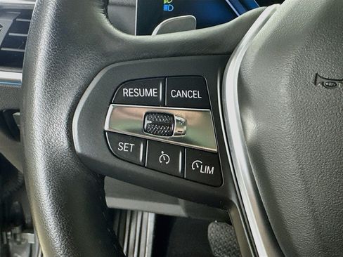 Used 2023 BMW 330i xDrive Sedan w/ Premium Package AWD/4WD image 18