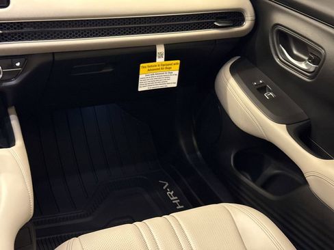 New 2026 Honda HR-V EX-L image 12
