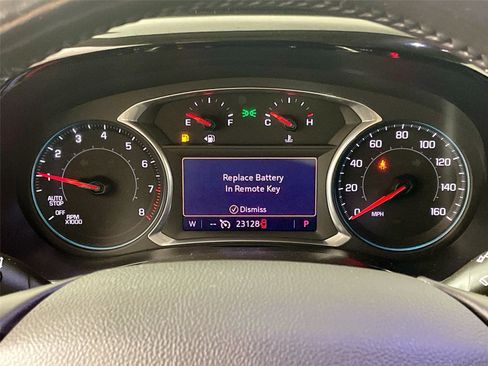 Used 2021 Chevrolet Traverse LT image 13