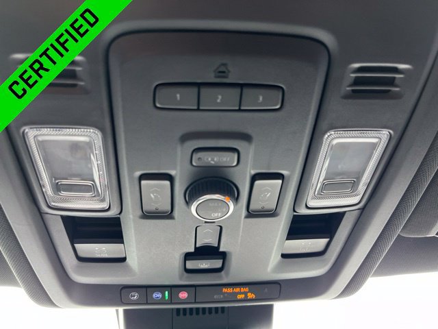 Certified 2023 GMC Yukon XL AT4 w/ AT4 Premium Package AWD/4WD image 27