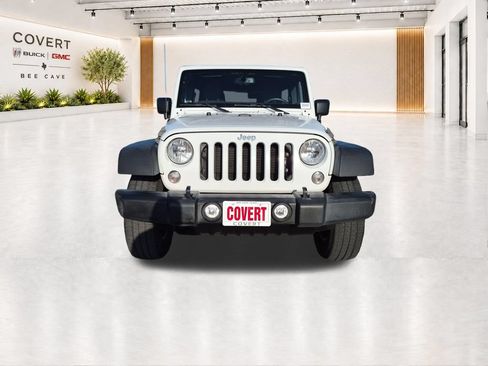 Used 2017 Jeep Wrangler Unlimited Sport w/ Quick Order Package 24S AWD/4WD image 3