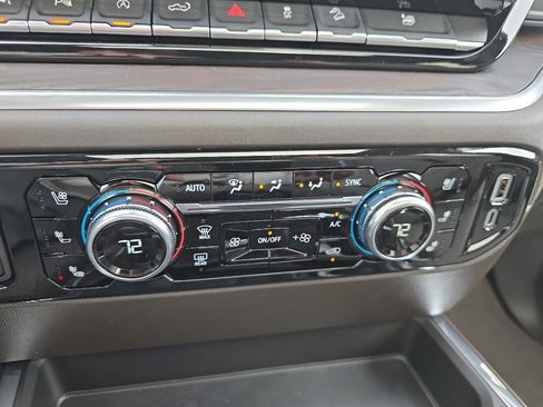 New 2026 GMC Sierra 1500 SLT w/ SLT Premium Plus Package image 26