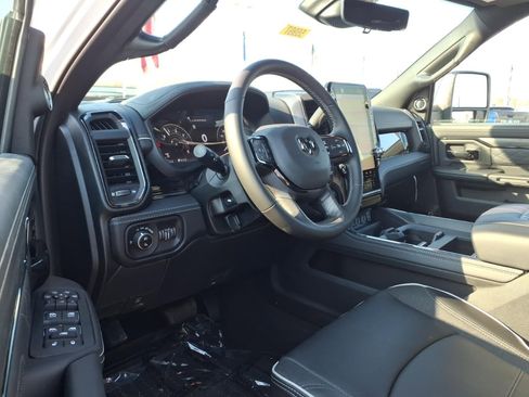 New 2026 RAM 2500 Limited image 8