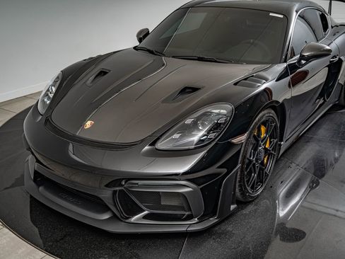 Certified 2024 Porsche 718 Cayman GT4 RS RWD image 18