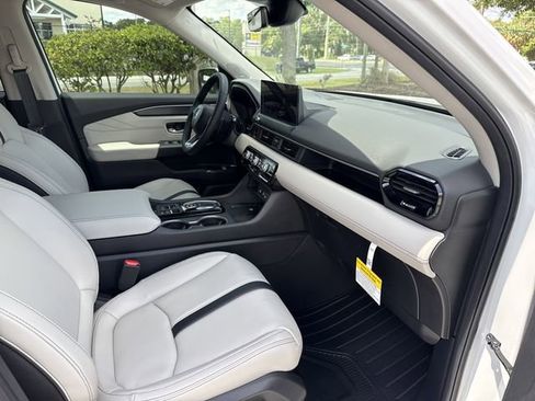 New 2026 Honda Pilot Touring image 18