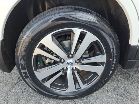 Used 2018 Subaru Outback 2.5i Limited image 22