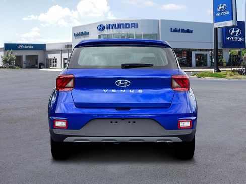 New 2026 Hyundai Venue SE image 6