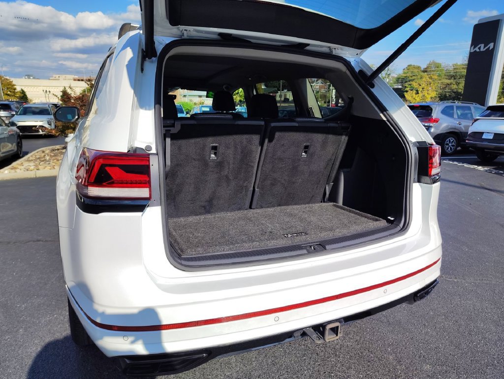 Used 2023 Volkswagen Atlas SEL R-Line AWD/4WD image 40