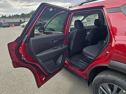 New 2026 Nissan Pathfinder SV AWD/4WD image 19