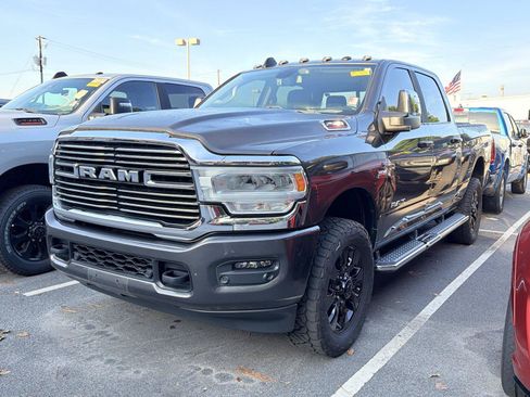 Used 2023 RAM 2500 Laramie AWD/4WD image 1