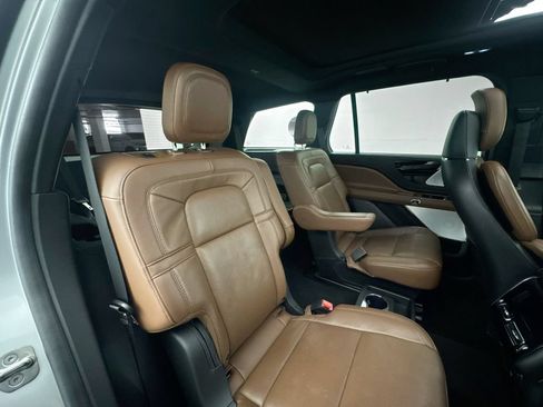 Used 2022 Lincoln Aviator Reserve w/ Equipment Group 201A RWD image 28