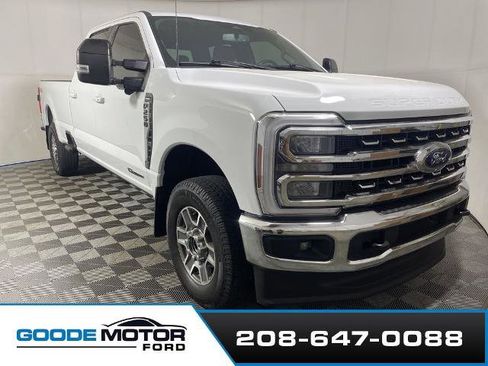 Certified 2024 Ford F250 Lariat AWD/4WD image 2
