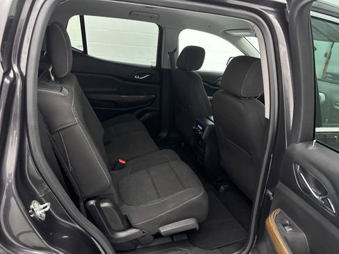 Used 2017 GMC Acadia SLE FWD image 39