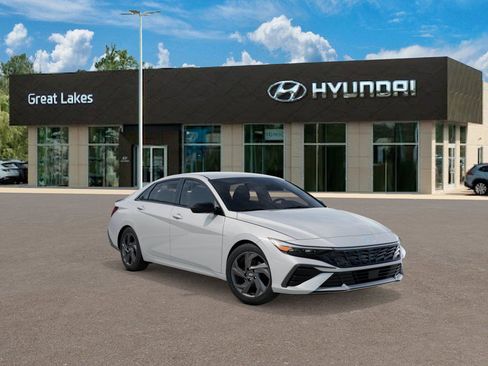 New 2026 Hyundai Elantra Sport image 2