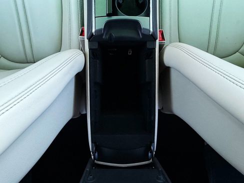 Used 2017 Lincoln MKZ Premiere image 28