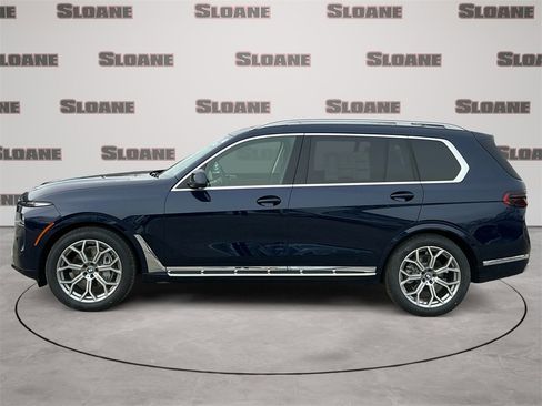 New 2026 BMW X7 xDrive40i w/ Premium Package image 2