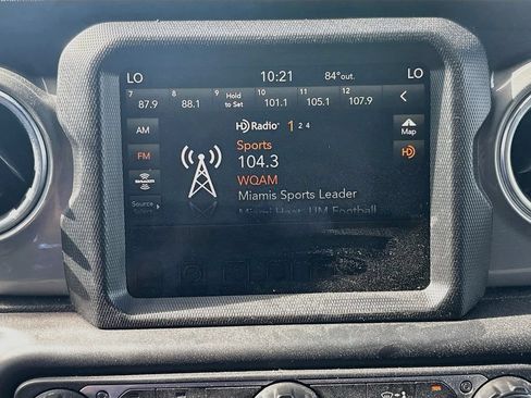 Certified 2022 Jeep Wrangler Unlimited Sahara w/ Cold Weather Group AWD/4WD image 16