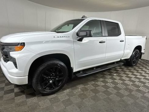 Used 2024 Chevrolet Silverado 1500 Custom AWD/4WD image 6