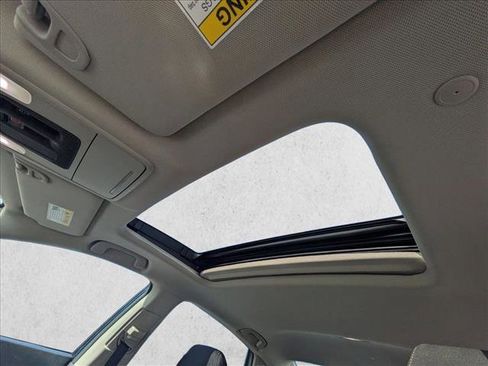 Used 2023 Honda Accord EX image 14