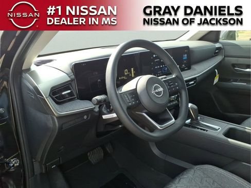 New 2026 Nissan Kicks SV w/ Charging Package image 10