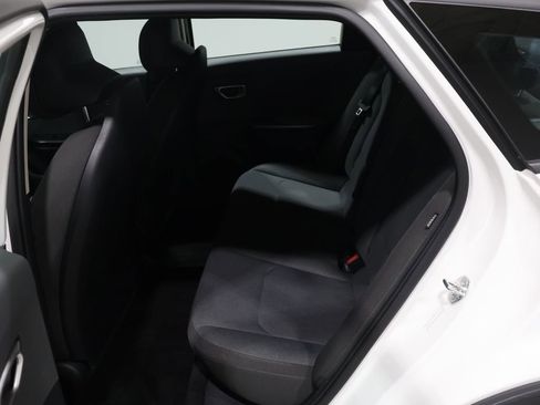 Used 2025 Kia K4 LXS image 18