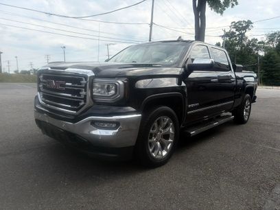 Used 2018 GMC Sierra 1500 SLT w/ SLT Premium Package