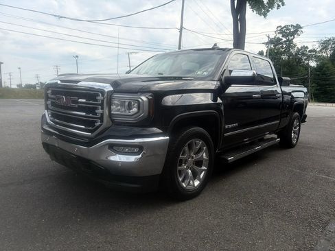 Used 2018 GMC Sierra 1500 SLT w/ SLT Premium Package AWD/4WD image 1