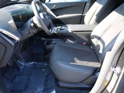 Used 2025 BMW iX xDrive50 image 19
