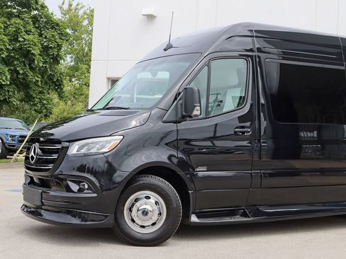 Used 2026 Mercedes-Benz Sprinter 3500 image 5
