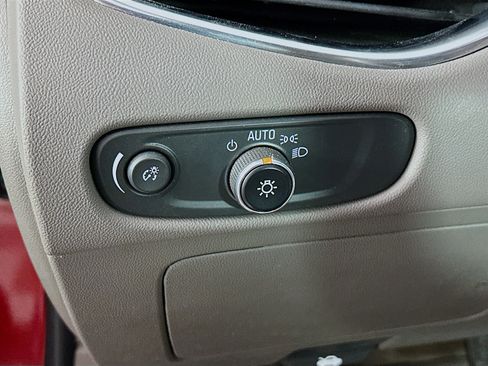 Used 2016 Chevrolet Malibu Premier w/ Driver Confidence Package II image 17