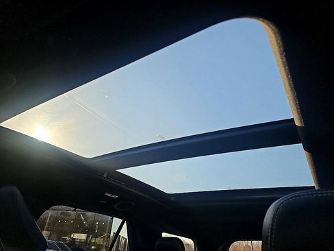 Used 2021 Ford Explorer ST w/ Equipment Group 401A image 32